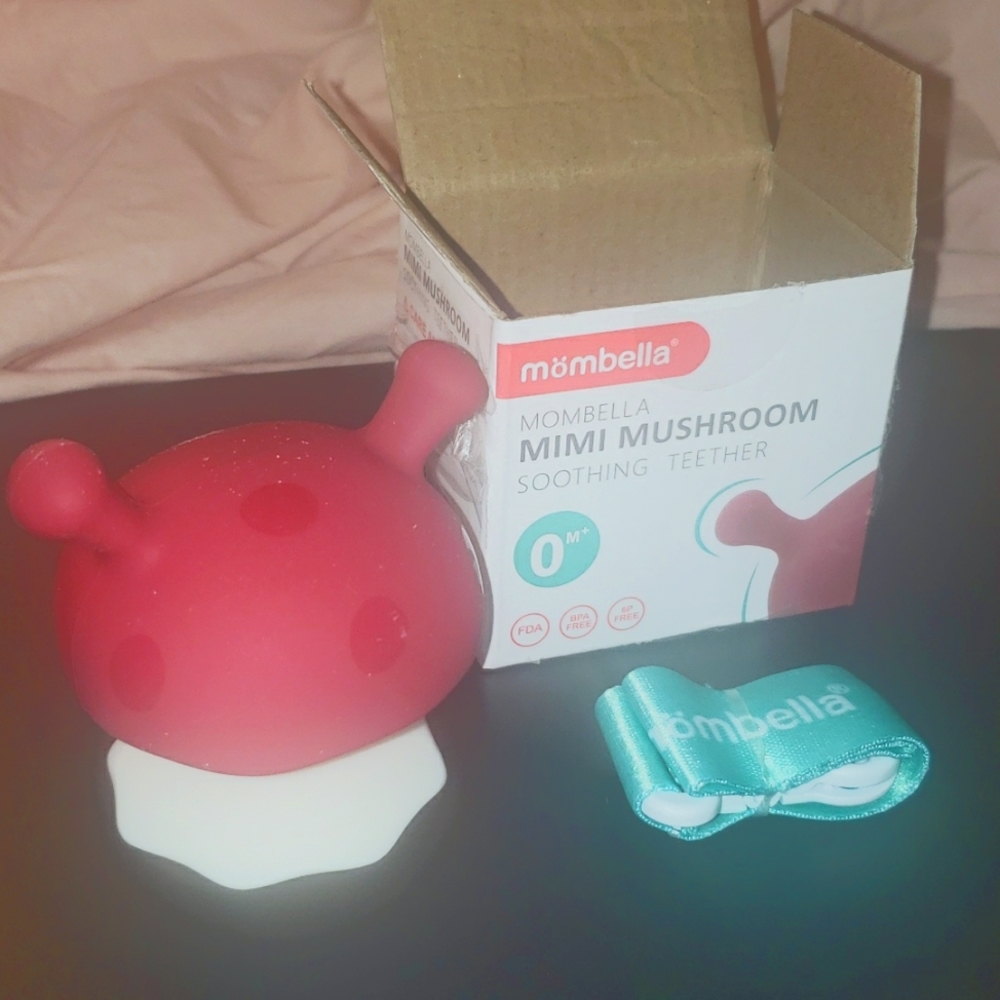 Brand new, mombella mimi mushroom
